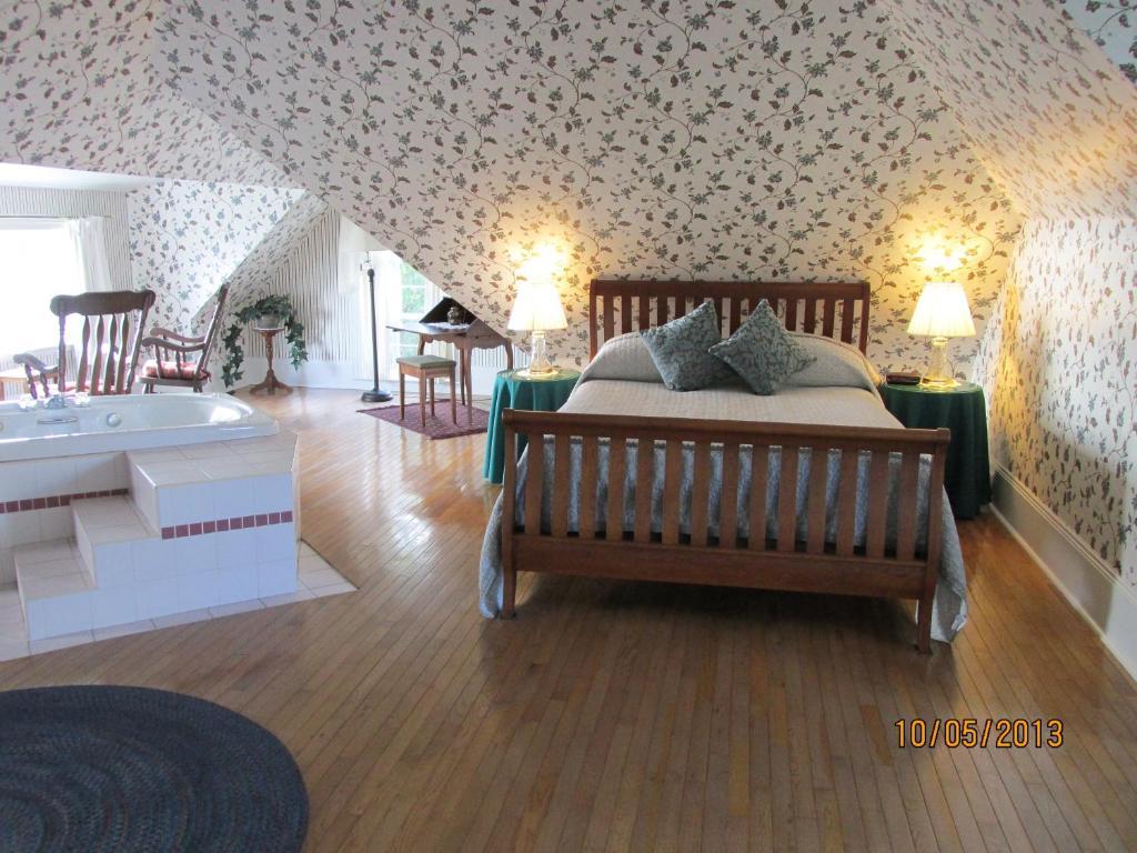 Harbour Bed & Breakfast 4*